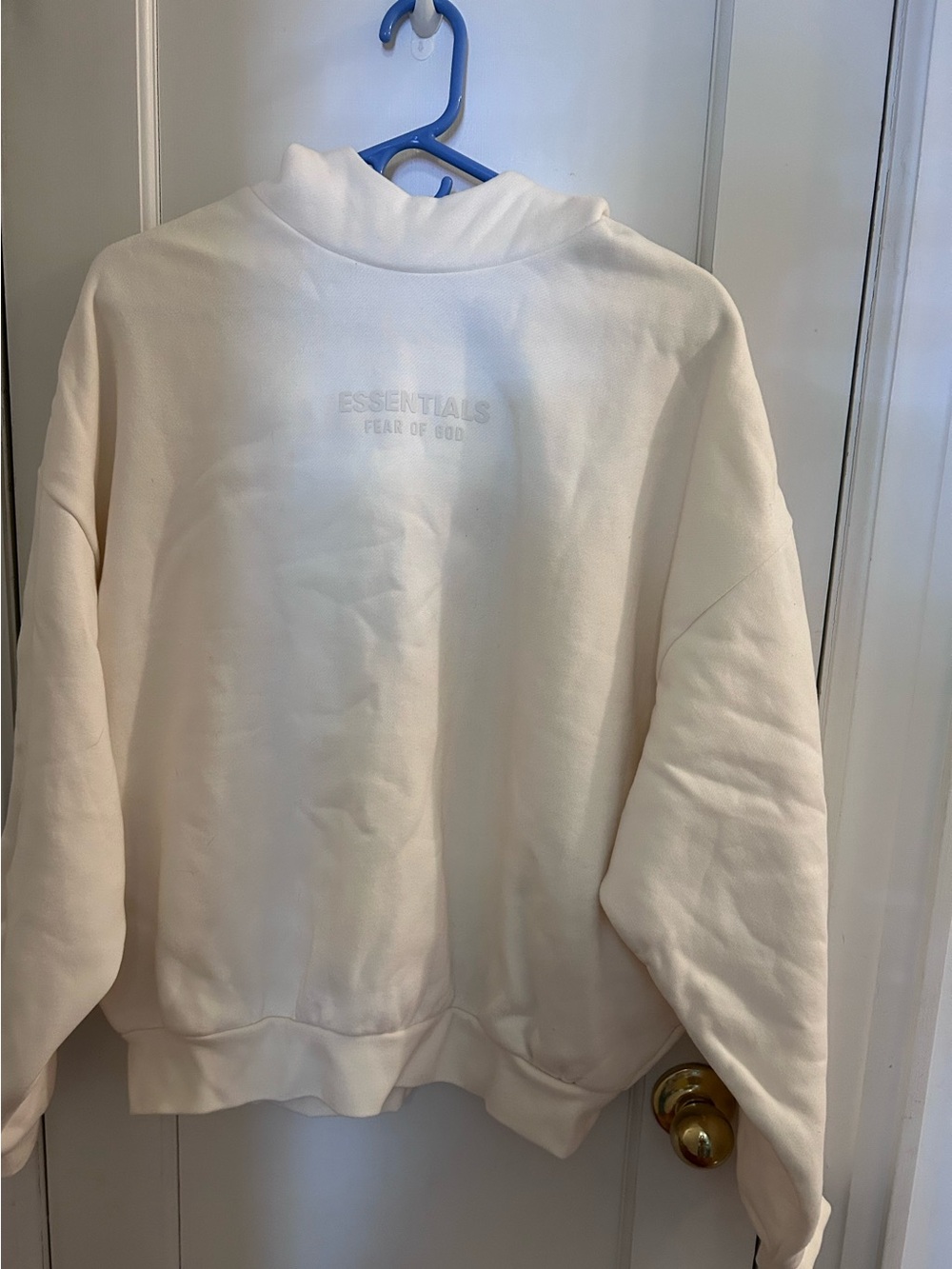 Essentials Fear of God NWT Men’s Sz  Small cream hoodie sweatshirt